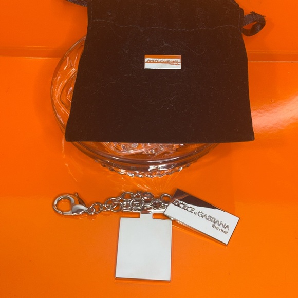 Dolce & Gabbana Silver Keychain with Logo - Picture 2 of 7